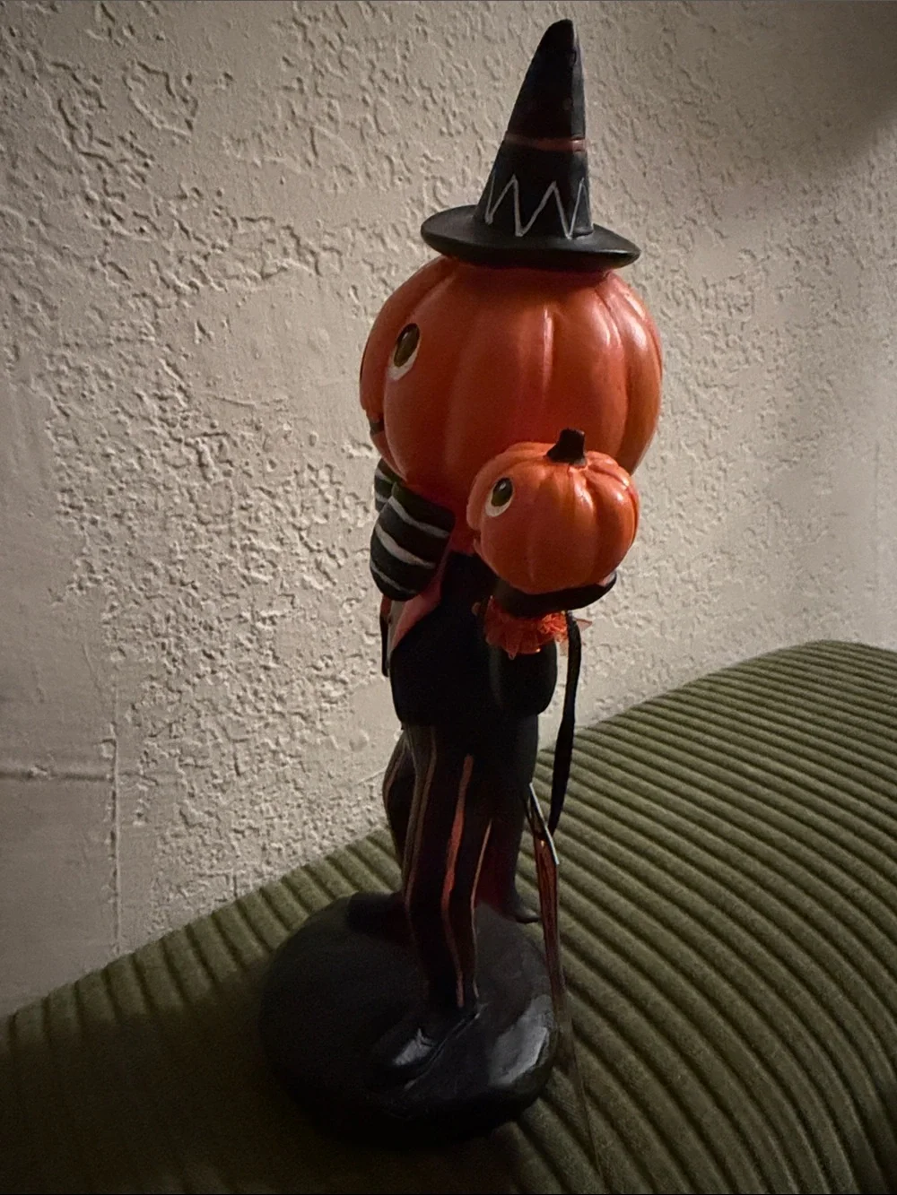 Halloween Pumpkin Figurine Decoration - Orange & Black